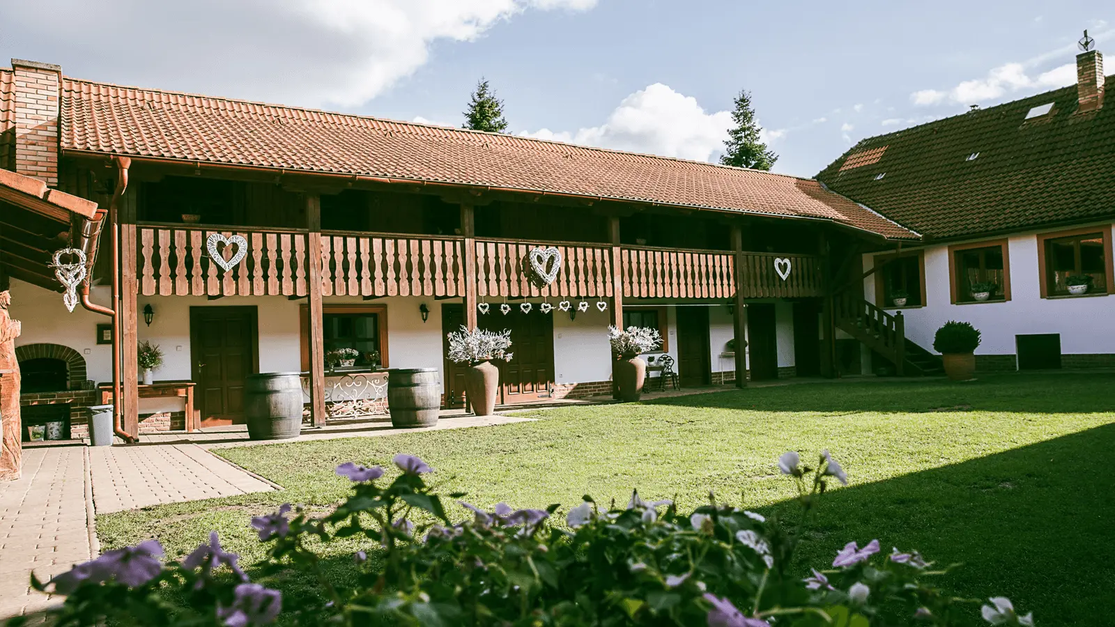 Manually added from URL: https://statekblanik.cz/img/gallery/statek/7.webp