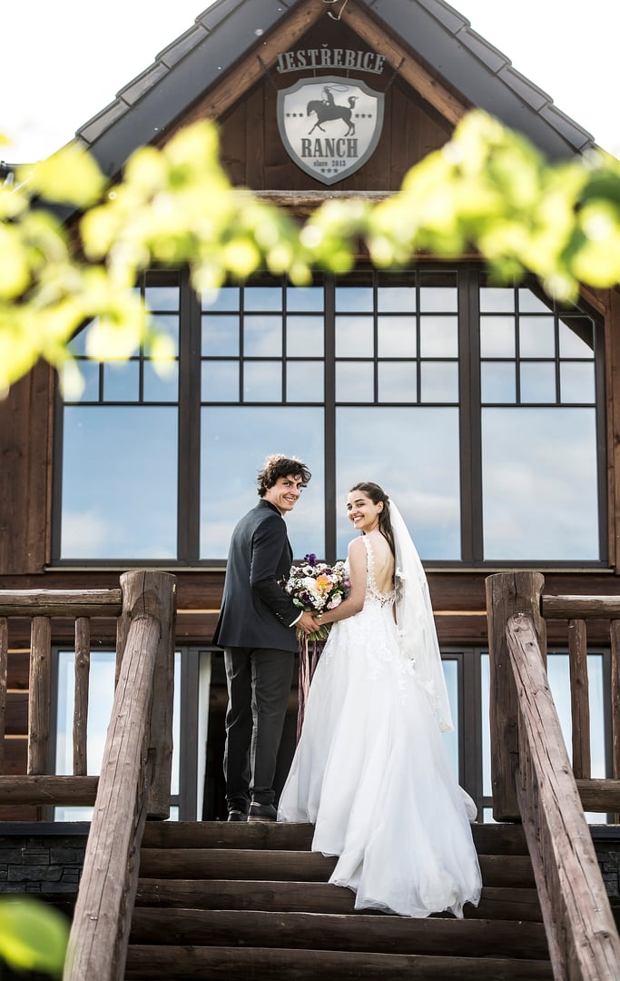 Wedding ceremony at Ranch Jestřebice