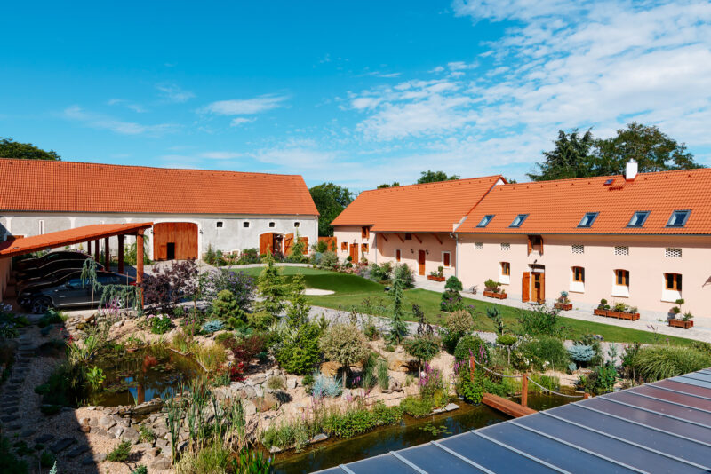 Svatba na statku u Prahy