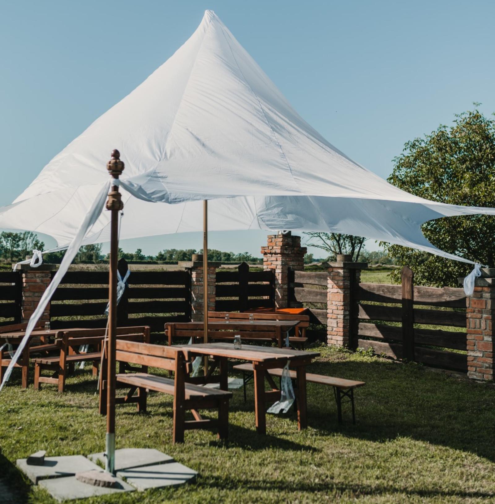 Marry Land wedding setup