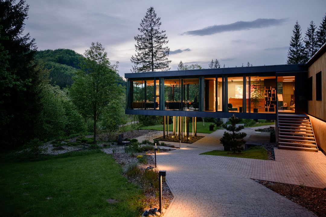 Manually added from URL: https://cdn.prod.website-files.com/651b1a6b43bab74ce3bccd5a/6852c87d63abe0128167275e_0304-u-Holubu-kveten-2025-p-1080.jpg