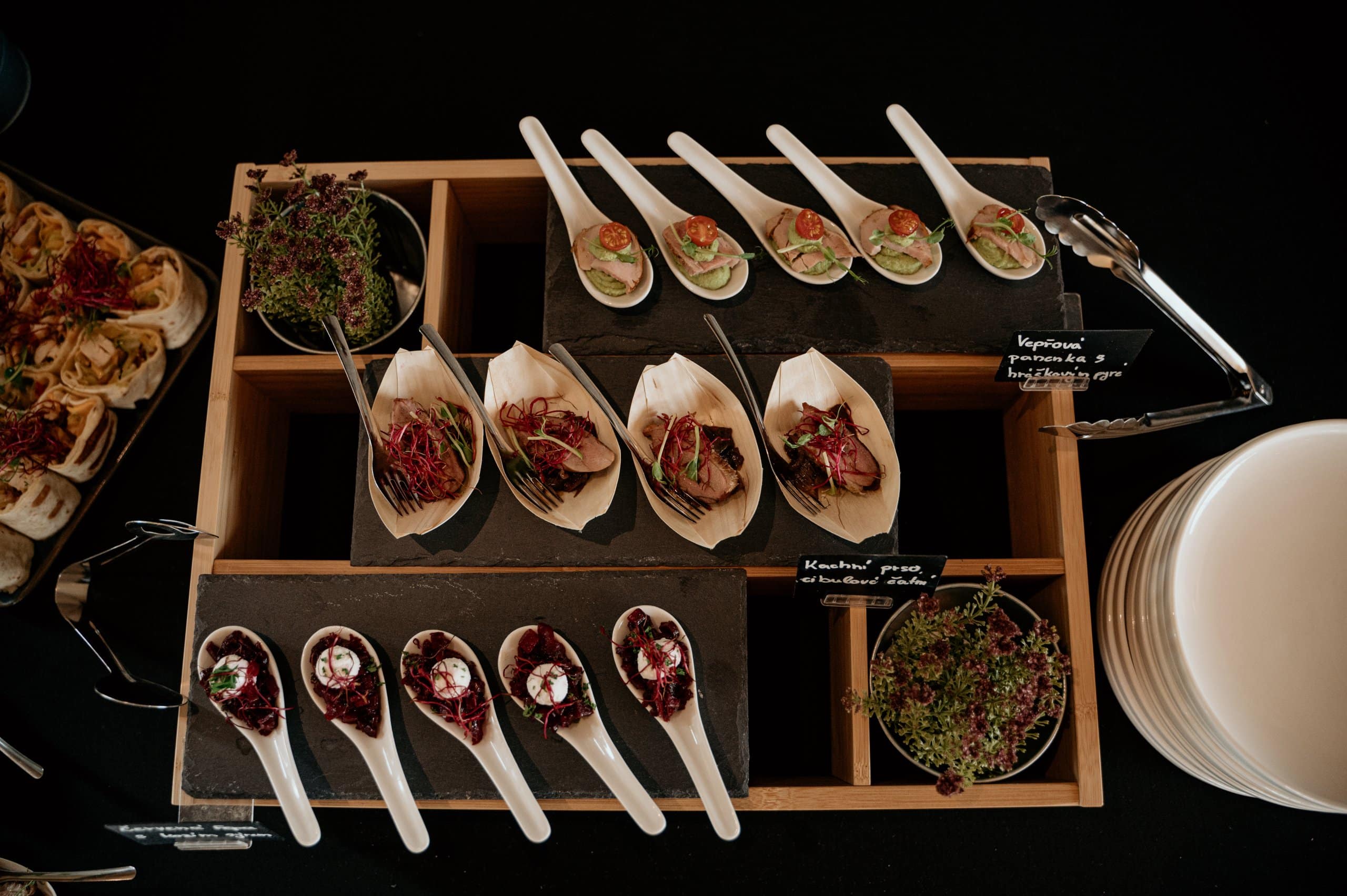 Manually added from URL: https://delucatering.cz/wp-content/uploads/2023/11/DSC_8533-scaled.jpg